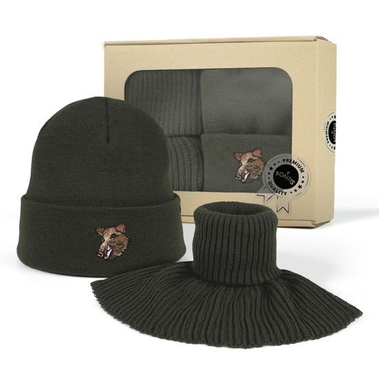 SET CADOU: CĂCIULĂ BRODATĂ PENTRU VÂNĂTORI ȘI GULER TRICOTAT - CĂCIULI - ACCESORII