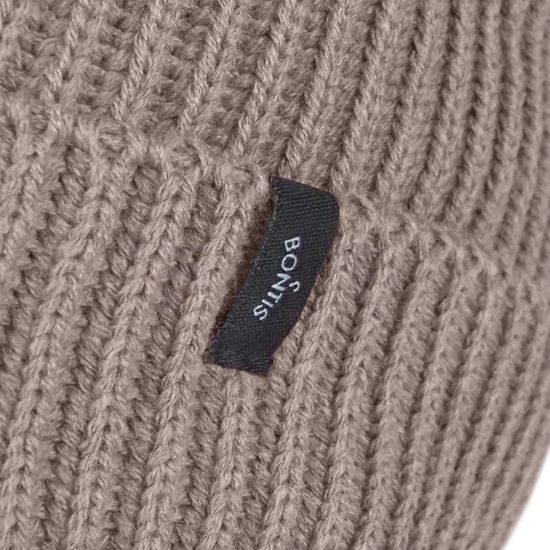 PLETENÁ ČIAPKA S VÝŠIVKOU MAČKA - PLETENÉ ČIAPKY - ŠILTOVKY A ČIAPKY