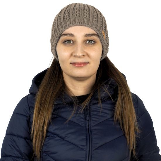 DÁMSKÁ ČEPICE S OTVOREM NA CULÍK - PLETENÉ ČEPICE - KŠILTOVKY A ČEPICE