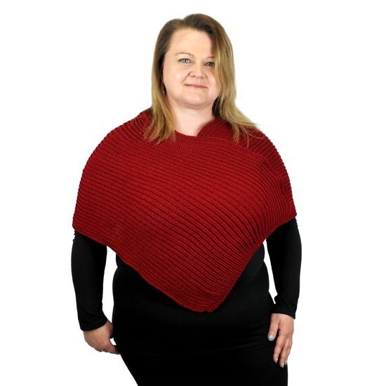 MODELKA MERIA 156 CM A NOSÍ VEĽKOSŤ XL - SVETRE - OBLEČENIE