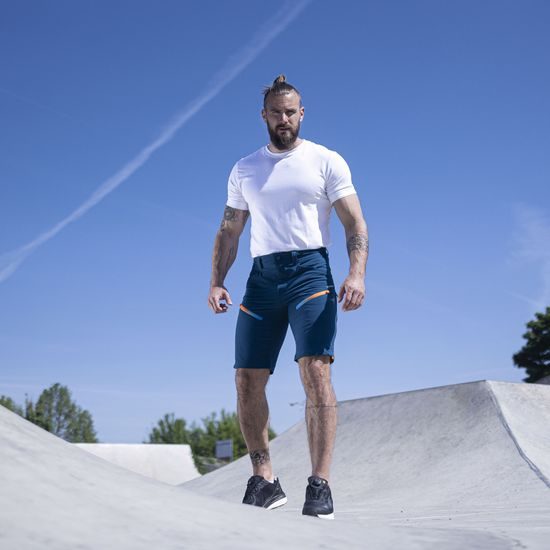 PANTALONI SCURȚI SOFTSHELL PENTRU BĂRBAȚI ARDON CREATRON - PANTALONI SPORT SCURȚI - ECHIPAMENT SPORTIV