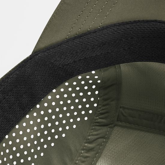 ĽAHKÁ ŠPORTOVÁ ŠILTOVKA - ŠPORTOVÉ - ŠILTOVKY A ČIAPKY