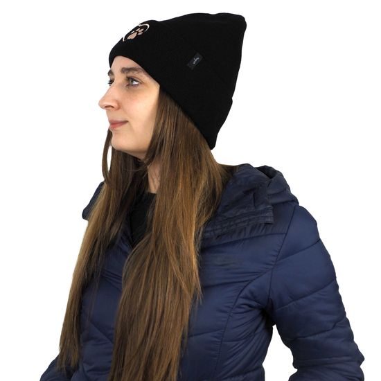 ČEPICE S VÝŠIVKOU TLAPKA V SRDÍČKU - PLETENÉ ČEPICE - KŠILTOVKY A ČEPICE