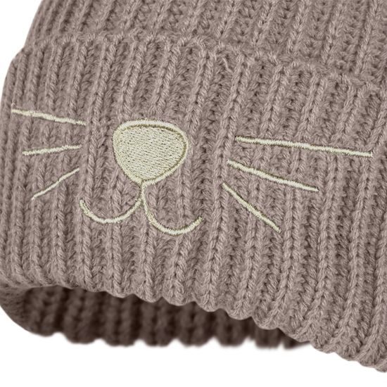 PLETENÁ ČIAPKA S VÝŠIVKOU MAČKA - PLETENÉ ČIAPKY - ŠILTOVKY A ČIAPKY