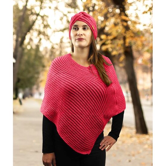 AJÁNDÉKCSOMAG: KÖTÖTT PONCSÓ ÉS FEJPÁNT - UJJATLAN SZVETTEREK - RUHÁZAT