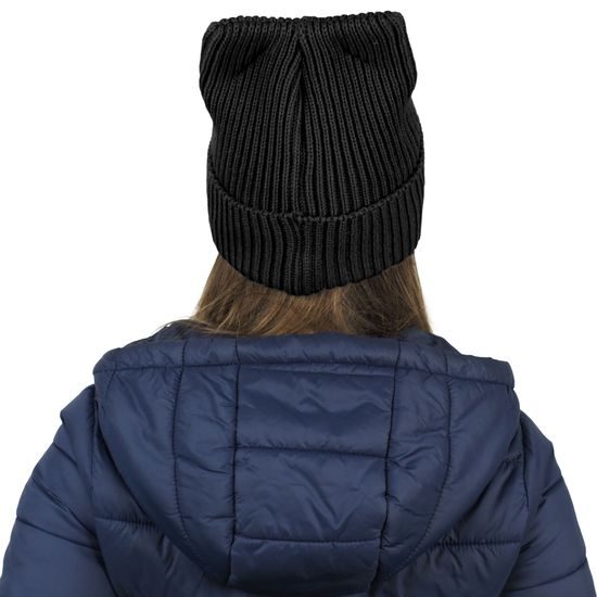 PLETENÁ ČIAPKA S VÝŠIVKOU MAČKA - PLETENÉ ČIAPKY - ŠILTOVKY A ČIAPKY