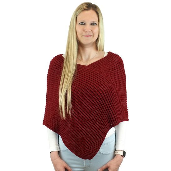 MODELKA MERIA 179 CM A NOSÍ VEĽKOSŤ S - SVETRE - OBLEČENIE