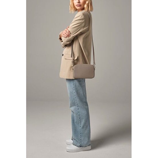 DÁMSKÁ CROSSBODY KABELKA - TAŠKY PŘES RAMENO - TAŠKY A BATOHY