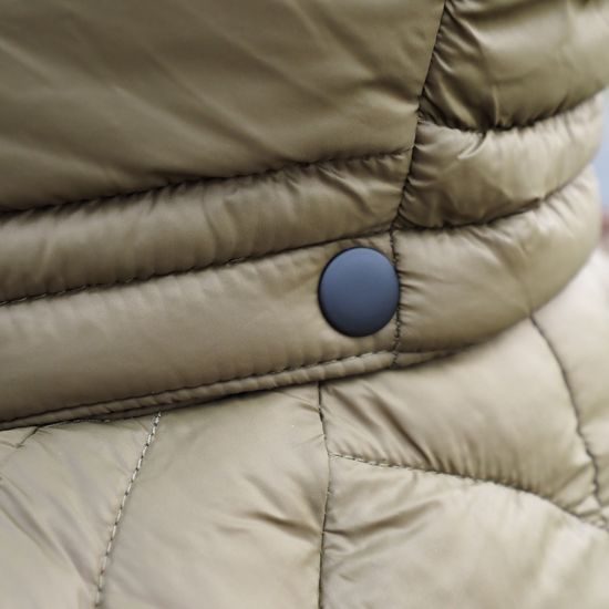 DÁMSKÝ ZATEPLENÝ KABÁT L-SURE SYLVIA LADY - PROŠÍVANÉ A PÉŘOVÉ BUNDY - OBLEČENÍ