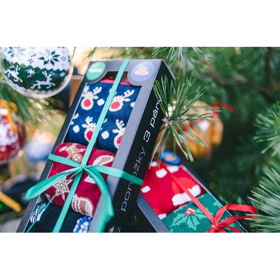 VIANOČNÉ BAVLNENÉ PONOŽKY - 3 PÁRY - KLASICKÉ PONOŽKY - OBUV