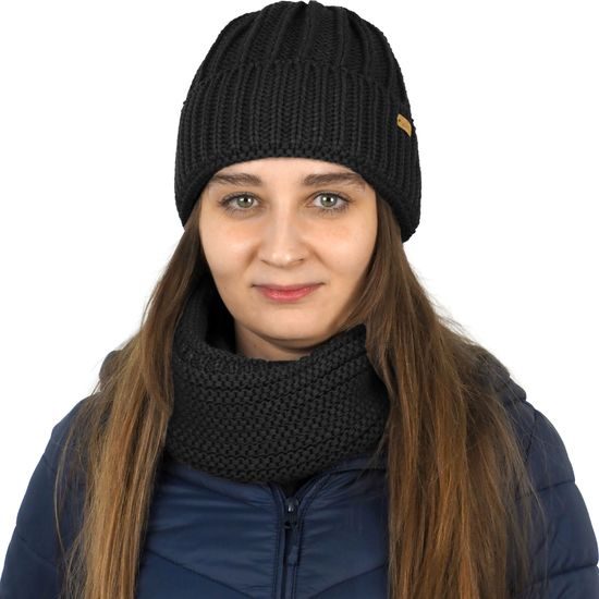 STRICKMÜTZE MIT RIPPMUSTER - STRICKMÜTZEN - CAPS UND MÜTZEN