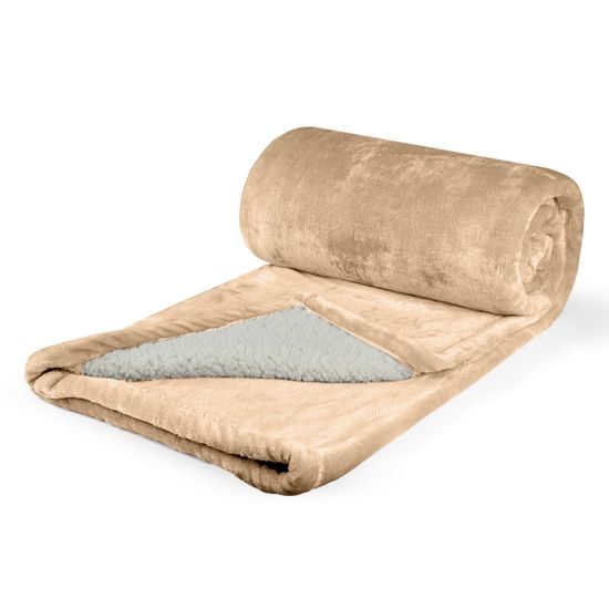 PĂTURĂ DIN MICROFLANEL CU IMITAȚIE DE MIELUȘEL - PĂTURI - GOSPODĂRIE