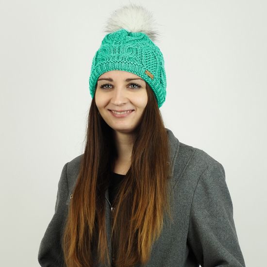 DÁMSKA ZIMNÁ ČIAPKA S KOŽUŠINOVÝM BRMBOLCOM - ČIAPKY S BRMBOLCOM - ŠILTOVKY A ČIAPKY