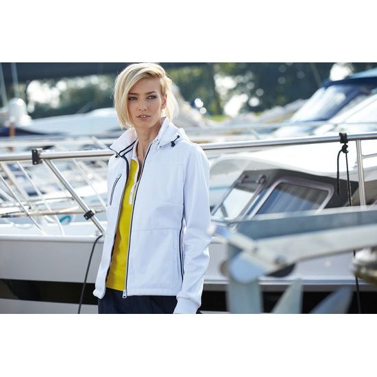 NŐI SPORTOS SOFTSHELL KABÁT JN1077 - OUTDOOR DZSEKIK - SPORTRUHÁZAT