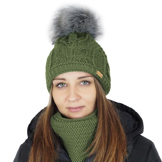 SET CADOU: CĂCIULĂ DAMĂ CU CIUCURE ȘI GULER CIRCULAR - CĂCIULI - ACCESORII