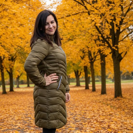 DÁMSKÝ ZATEPLENÝ KABÁT L-SURE SYLVIA LADY - PROŠÍVANÉ A PÉŘOVÉ BUNDY - OBLEČENÍ