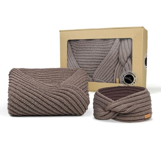AJÁNDÉKCSOMAG: KÖTÖTT PONCSÓ ÉS FEJPÁNT - UJJATLAN SZVETTEREK - RUHÁZAT