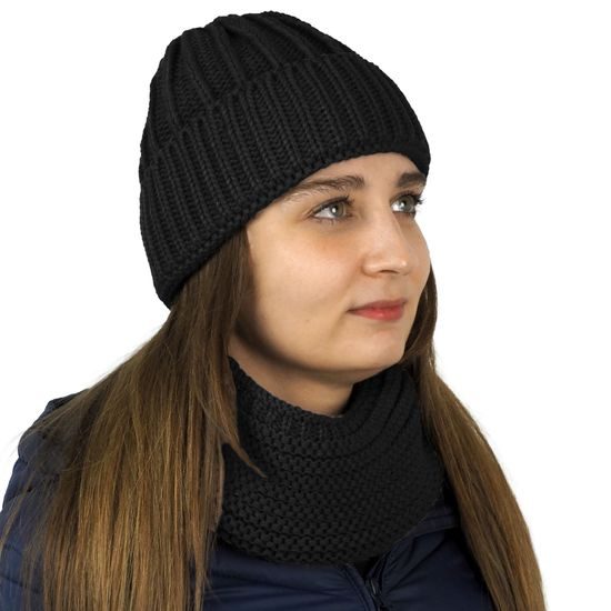 STRICKMÜTZE MIT RIPPMUSTER - STRICKMÜTZEN - CAPS UND MÜTZEN