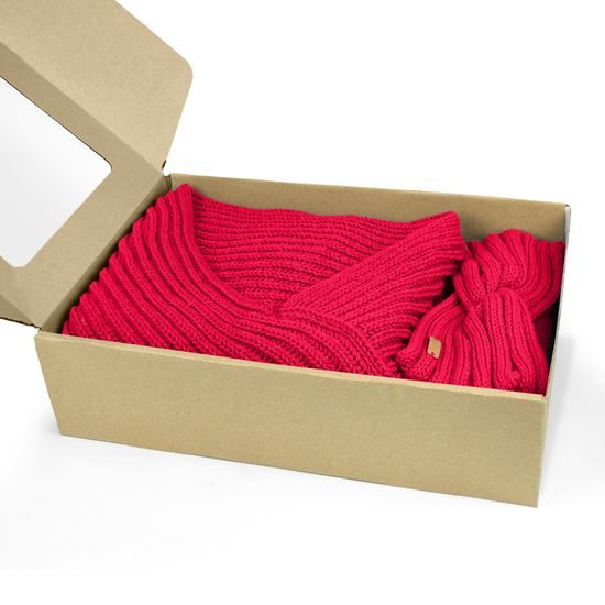 AJÁNDÉKCSOMAG: KÖTÖTT PONCSÓ ÉS FEJPÁNT - UJJATLAN SZVETTEREK - RUHÁZAT