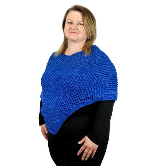 MODELKA MERIA 156 CM A NOSÍ VEĽKOSŤ XL - SVETRE - OBLEČENIE