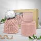 SET CADOU: CĂCIULĂ DAMĂ CU CIUCURE ȘI GULER CIRCULAR - CĂCIULI - ACCESORII