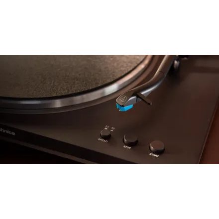 Audio-Technica AT-LP70XBT černá