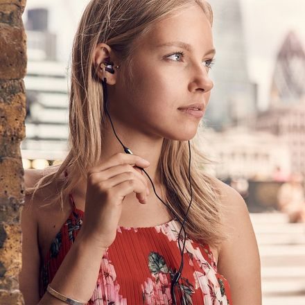 1MORE Triple Driver In-Ear Gold