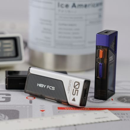 HiBy FC5 s displejem - stříbrná