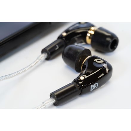 Campfire Audio Axion