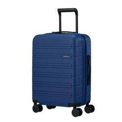 Kabínový cestovný kufor z radu Novastream od značky American Tourister navrhnutý s dôrazom na pohodlie a design a nabitý radom skvelých funkcií.