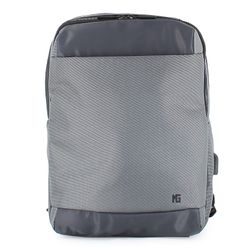 Moderní pánský batoh na notebook s úhlopříčkou 14'' od značky Marina Galanti se postará o všechna vaše zařízení na cestách.