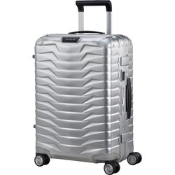 Hliníkový cestovní kufr Proxis Alu od značky Samsonite je vybavený těmi nejlepšími funkcemi, které nabízejí bezkonkurenční pohodlí pro nejnáročnější cestovatele.