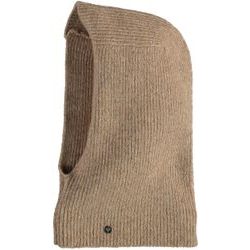 Zahalte se do teplé pletené čepice - kukly od německé značky Fraas a vydejte se užívat si zimní počasí.