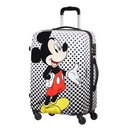 Stredne veľký kufor z kolekcie Disney Legends od značky American Tourister s motívom myšiaka Mickey je vhodný na týždenný pobyt.