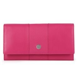 Prostorná dámská peněženka Maitre v elegantním provedení se stane nedílnou součástí vaší kabelky.