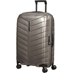 Odolný a lehký středně velký cestovní kufr Samsonite Attrix z exkluzivního materiálu Roxkin ™ s desetiletou zárukou.