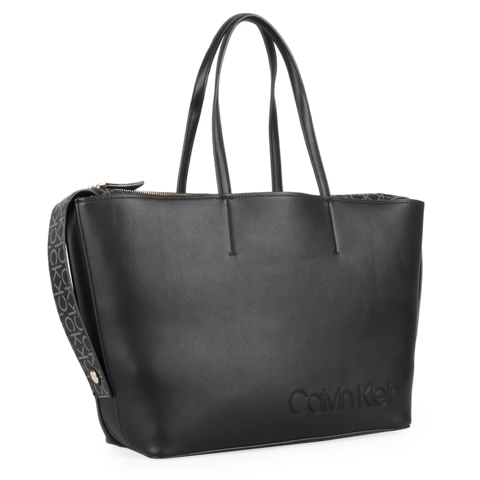 CALVIN KLEIN, GEANTĂ DE UMĂR PENTRU CUMPĂRĂTORI PENTRU FEMEI ATTACHED K60K605654 - GENȚI SHOPPER - GENȚI