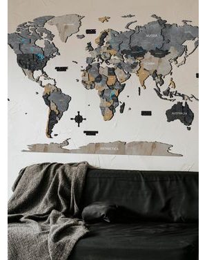 Drevená 3D mapa sveta s efektom kameňa