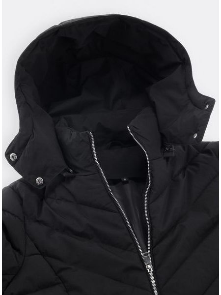 Dámska prešívaná bunda s kapucňou čierna