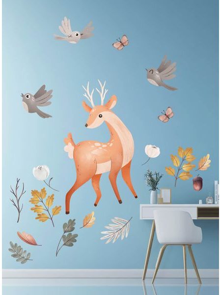 Srnka v lesnej čistinke