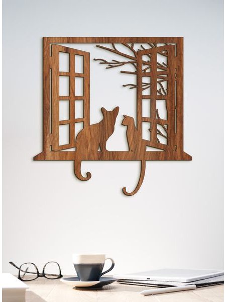Drevená dekorácia mačky