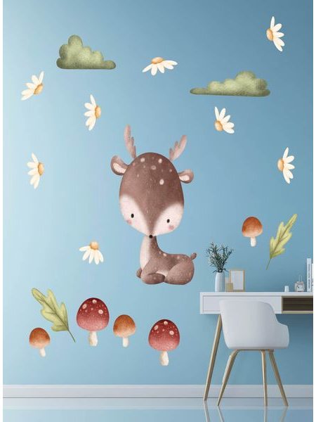 Roztomilý srnček v lese