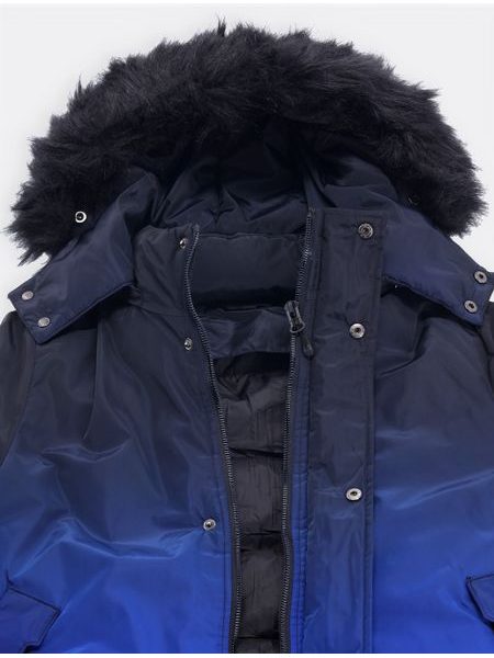 Pánska zimná bunda s kožušinou čierno-modrá
