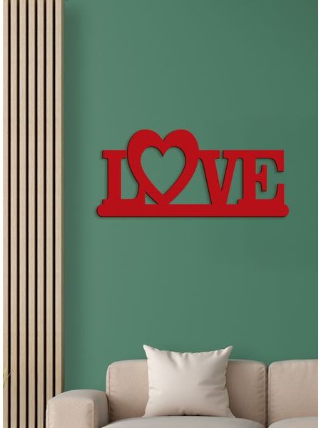 Drevený nápis "LOVE"