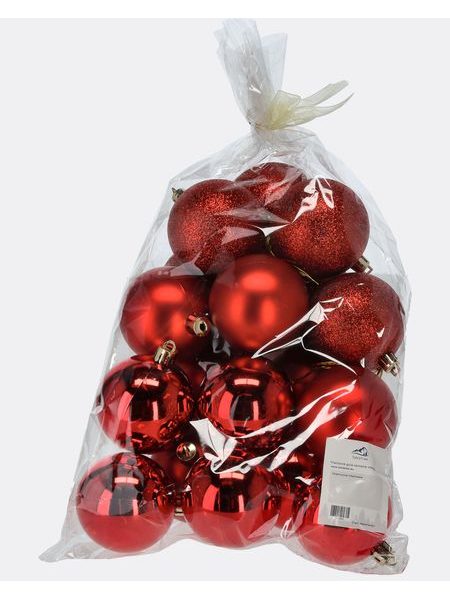 Červené vánoční koule v sáčku