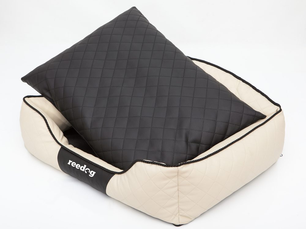 Hundenestchen Reedog Beige + Black Sofa.
Material - EKO Leder, Matratze - Gewebe aus Polypropylen, Füllung - Schaumgummisplitt
Die Hundenestchen REEDOG Sofa sind hochwertige und luxuriöse Hundenestchen auch für anspruchsvolle Herrchen.

Zur Auswahls stehen verschiedene Ausführungen und Grössen.

 
 



 