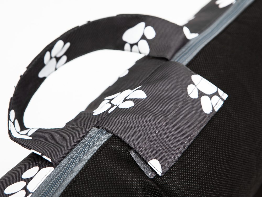 Pelech pre psa Reedog Ponty Grey.
Poťah pelešteku ide dať dolu a jednoducho vyprať v pračke, takže s ním nebudete mať žiadne starosti a váš maznáčik bude usínať v čistom pelechu.

Peleštek pre psov Reedog Ponton je pre malé, stredné, ale aj veľké psy.