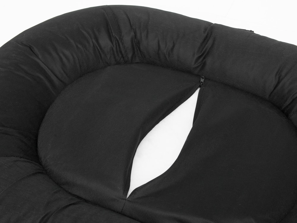 Hundebett Reedog Ponty Black - XXL.
Der Bezug ist abnehmbar und lässt sich in der Waschmanschine waschne.

Das Hundenestchen Reedog Ponton ist für kleine, mittlere und grosse Hunde.

 
Vorteile

hochwertiges und festes Material
für jeden Hund geeignet
waschbar

 
Inhalt der Packung

Hundebett Reedog