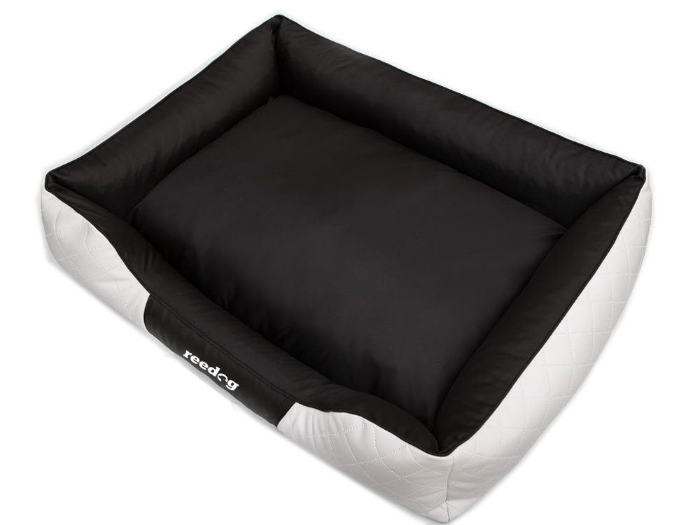 Pelech pre psa Reedog White Perfection.
Kvalitné spracovanie pelešteku a odolný materiál sa postará o krásne sny vášho psíka. 

Peleštek pre psov Reedog Perfection môžete vyberať hneď z niekoľkých veľkostí. Pelech je pre malé, stredné, ale aj tie najväčšie psy. (*Naše pelechy pre psov Reedog sú ručne šité, a tak sa môže stať, že veľkosť sa bude mierne líšiť, maximálne však o 2-4cm.)

 
 Výhody

kvalitný a odolný materiál
vhodné aj pre najväčšie plemená
vysoký okraj
luxusný design
prateľné

 Nevýhody

žiadne

 Obsah balení

Pelech pre psa Reedog
Technické špecifikácie sa môžu zmeniť bez predchádzajúceho upozornenia.