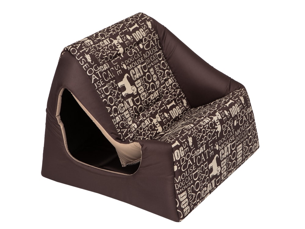 Hundepyramide Reedog 2v1 Sign.
                               
Wie man die richtige Pyramide für einen Reedog-Hund auswählt:
Geeignet für die Rasse: Der weiche Textilzwinger wird Hunde von den Kleinsten bis zu den Größten begeistern.
Hauptvorteile des Bettes: kuschelig weiches Haus, das zu einem Bett mit Umrandung aufgeklappt werden kann, weicher Füllschaum + Polyurethanfaser, hervorragender Schutz vor Kälte oder Zugluft, bietet einen bequemen geschlossenen Raum und ermöglicht dem Hund zu beobachten, abnehmbarer und waschbarer Bezug mit Reißverschluss aus strapazierfähigem Cordura
Material: strapazierfähiges Cordura für Outdoor-Ausrüstung, schmutzabweisend, pflegeleicht (waschbar bei 30 Grad), Schaumstofffüllung + Plyurethanfaser
Charakter des Hundes: Wachhund oder neugieriger Hund, er mag ein kuscheliges, weiches Plätzchen, wo er sich einrollen kann, er braucht seinen eigenen Innenraum
 

 
Größe des Hauses:

Größe S (37x34 cm), kleinste Hunderassen: Höhe bis zu 30 cm - Yorkshire Terrier, Chihuahua, Miniatur-Dackel
Größe M (51x45 cm),